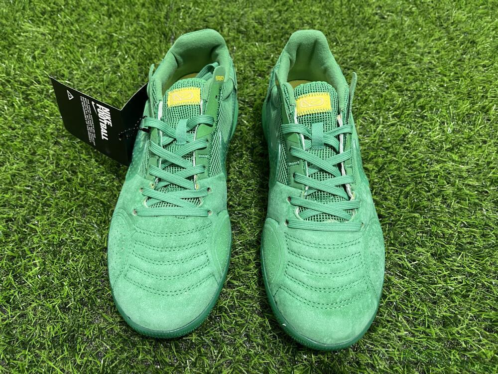 Men's Nike Street Gato IC Football Shoes - Green/Green/Green