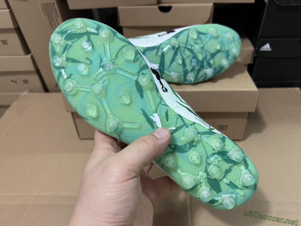 Men's Puma Ultra Ultimate FG Football Boots - White/Black/Green