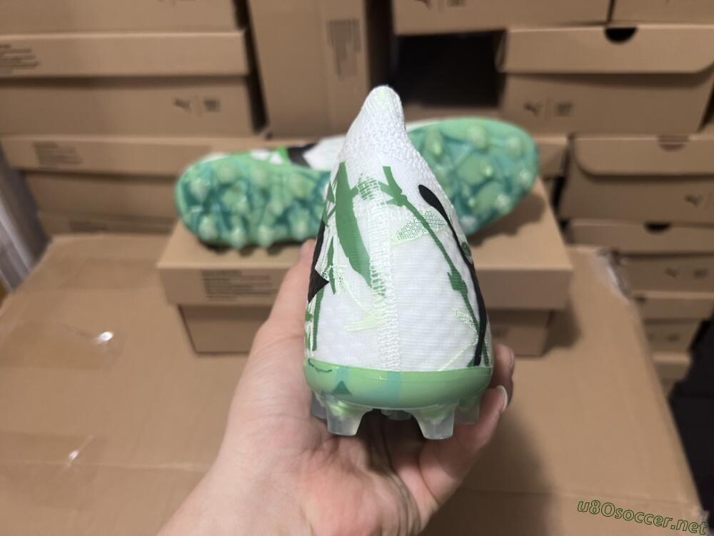 Men's Puma Future Ultimate MG Football Boots - White/Black/Green