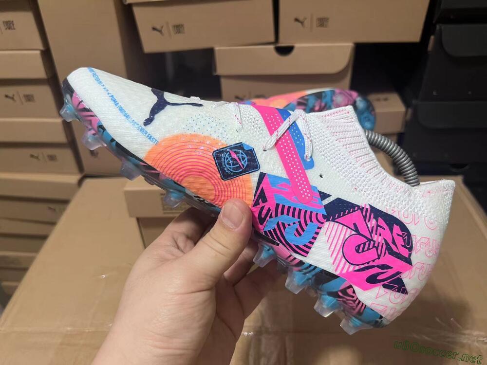 Men's Puma Future Ultimate FG Football Boots - White/Pink/Blue