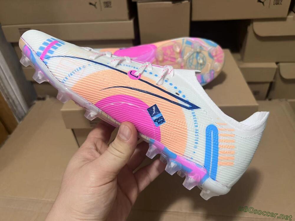 Men's Puma Ultra 5 Ultimate MG Football Boots - White/Blue/Pink