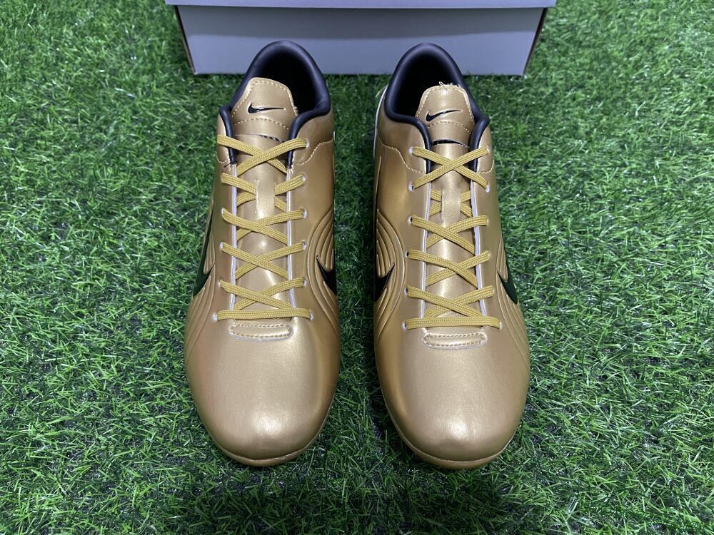 Men's Ronaldo x Nike R9 Mercurial Vapor 3 FG Football Boots - Gold/Black 0