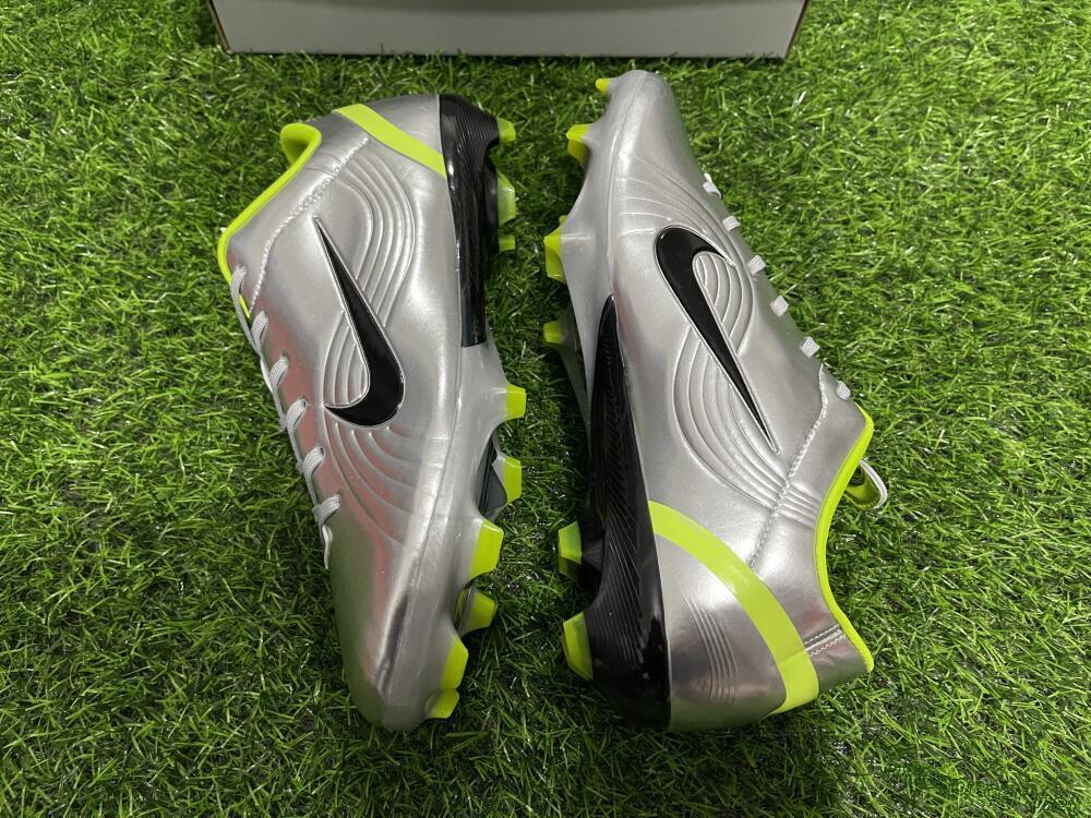 Men's Ronaldo X Nike R9 Mercurial Vapor 3 FG Football Boots - Silver/Black/Yellow 1