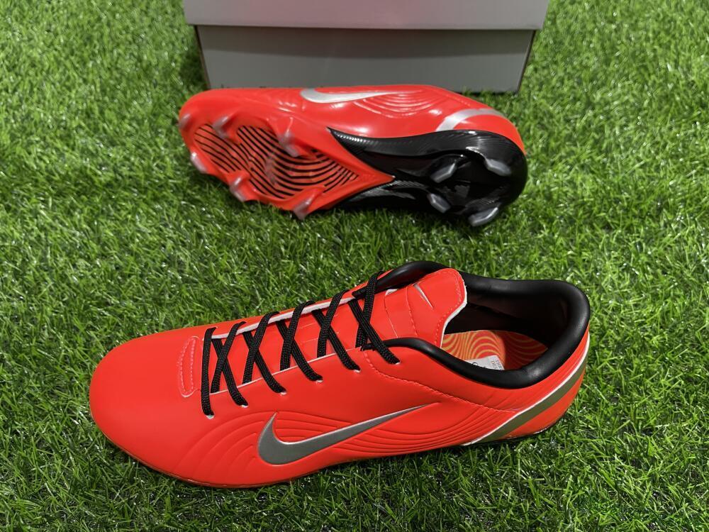 Men's Ronaldo x Nike R9 Mercurial Vapor 3 FG Football Boots - Red/Silver/Black 1