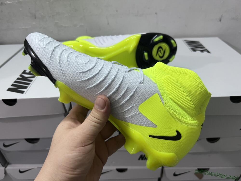 Men's Nike Phantom Luna Elite FG Football Boots - Grey/Yellow/Black