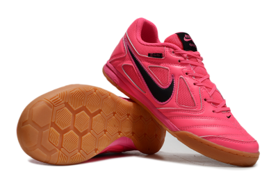 Unisex Supreme x Nike SB Gato IC Football Shoes - Red/Black/Brown
