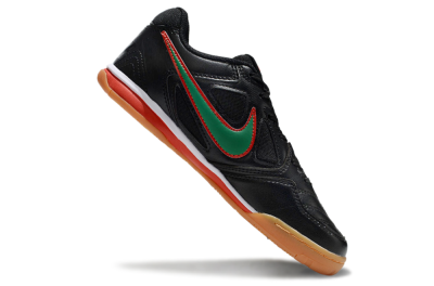 Unisex Supreme x Nike SB Gato IC Football Shoes - Black/Green/Red