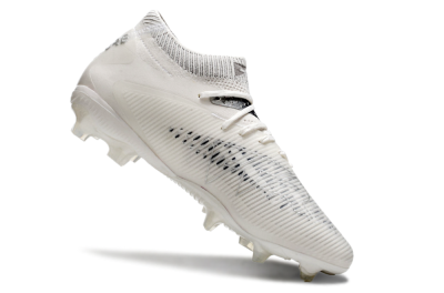 Men's Puma Future 8 Ultimate FG Football Boots - White/Silver/Black