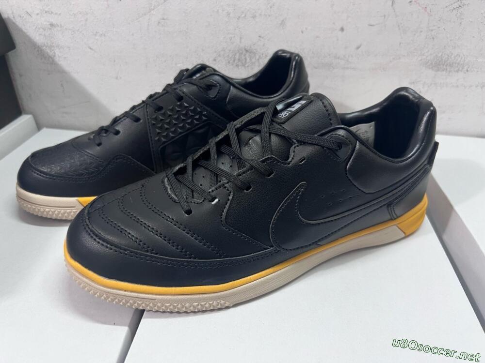 Men's Nike Street Gato IC Football Shoes - Black/Yellow/Beige