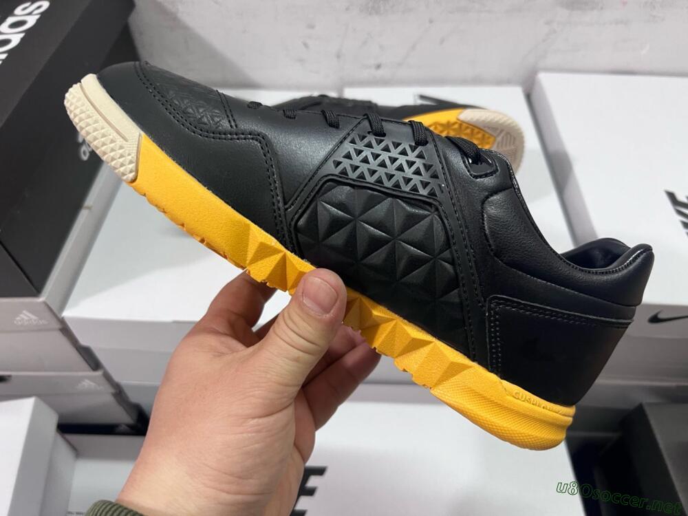 Men's Nike Street Gato IC Football Shoes - Black/Yellow/Beige