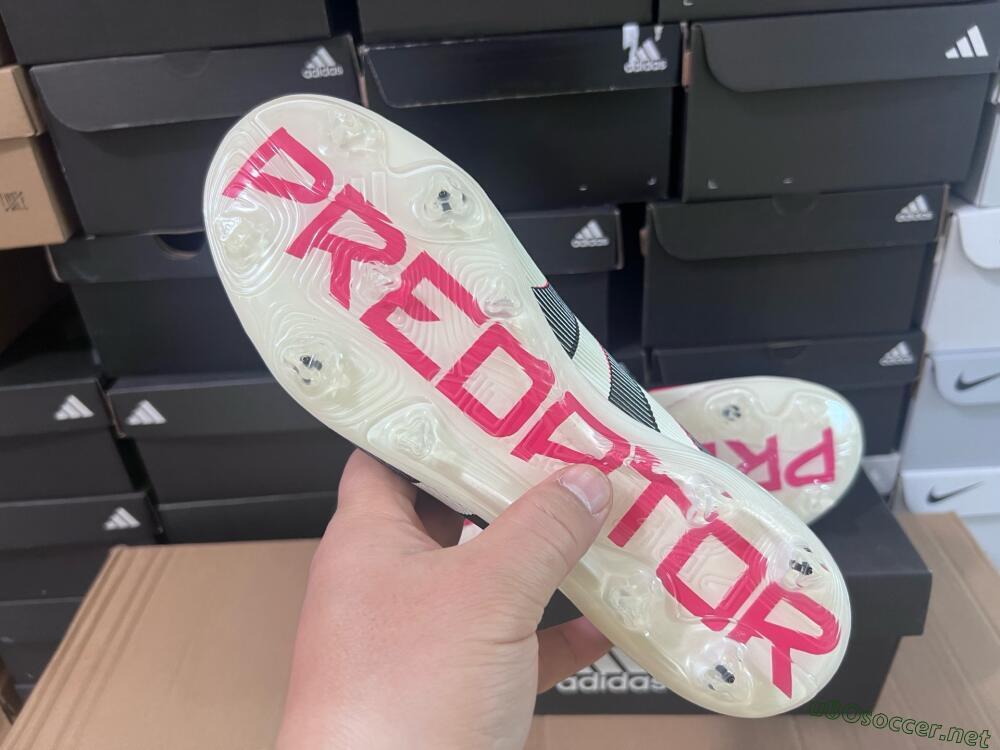 Unisex Adidas Predator Elite Laceless FG Football Boots - Beige/Red/Black