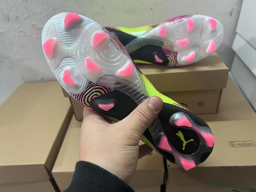Men's Puma Future 8 Ultimate FG Football Boots - Yellow/Pink/Black