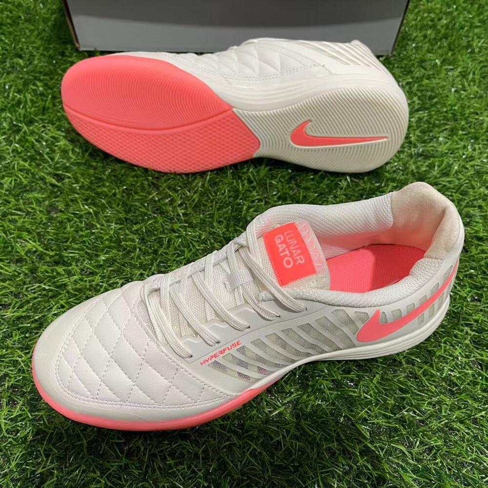 Men's Nike Lunar Gato 2 IC Football Shoes - Beige/Pink