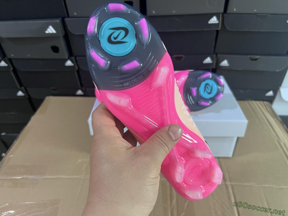 Unisex Nike Phantom GX 2 Elite FG Football Boots - Pink/Black
