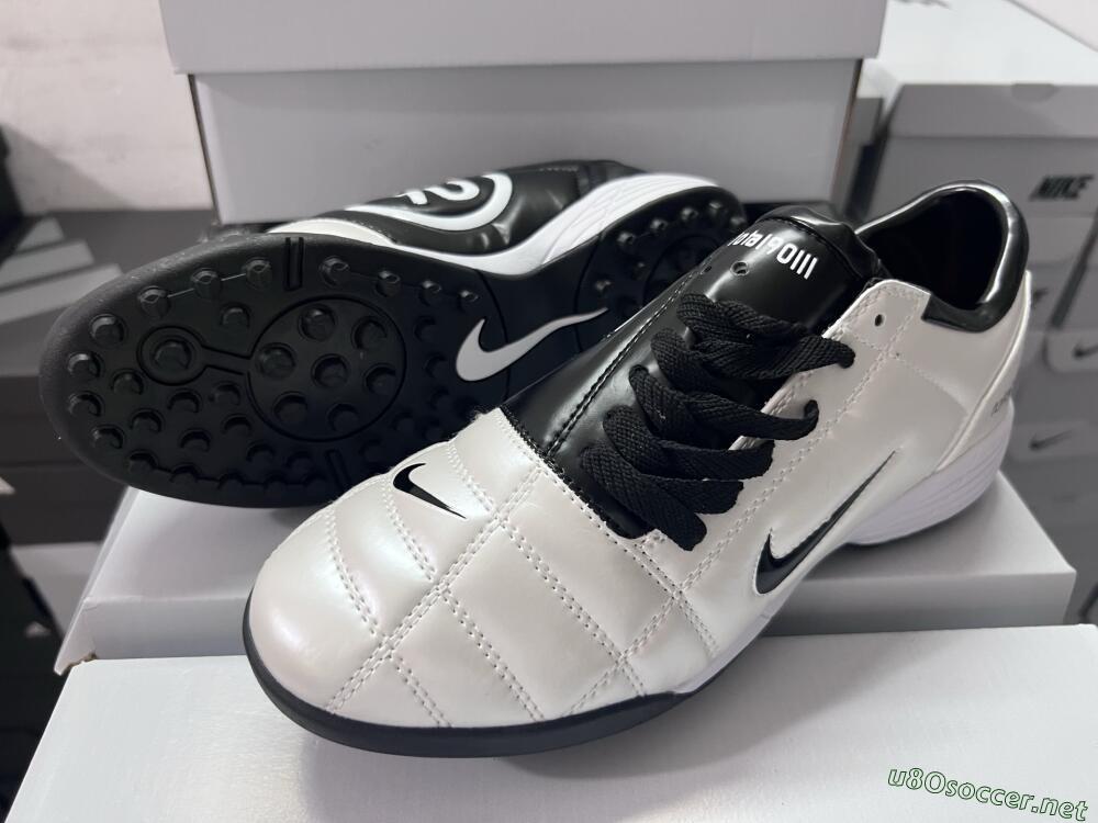 Unisex Nike Total 90 III TF Football Shoes - White/Black