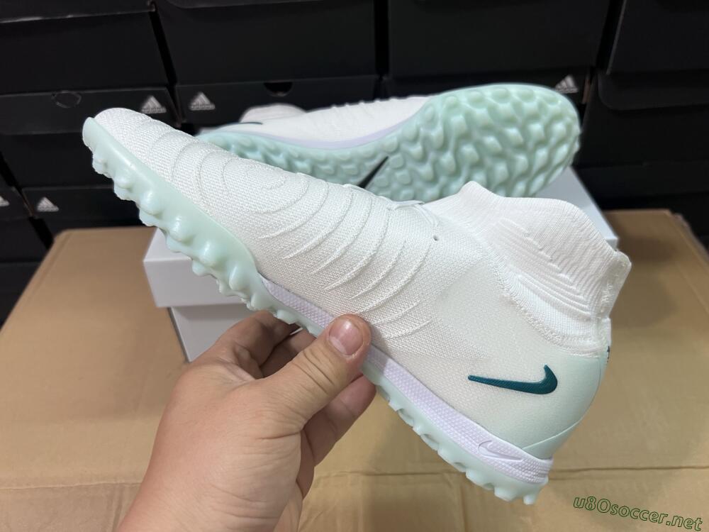 Unisex Nike Phantom Luna Elite TF Football Shoes - Beige/Green
