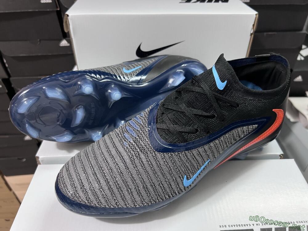Men's Nike Phantom 6 Low Elite FG Football Boots - Black/Blue/Red