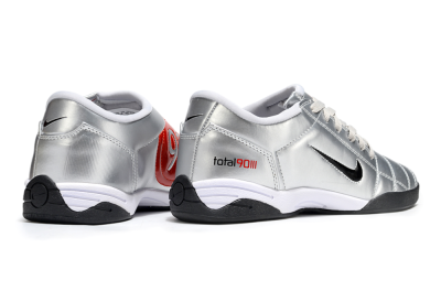 Unisex Nike Total 90 III IC Football Shoes - Silver/Black