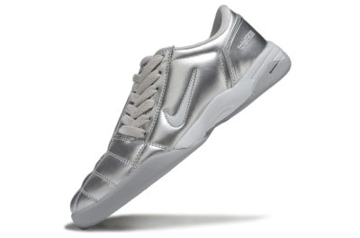 Men's Nike Total 90 III IC Football Shoes - Silver/Grey