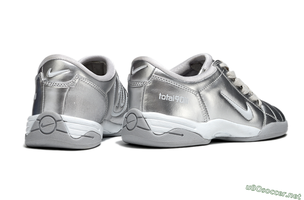 Men's Nike Total 90 III IC Football Shoes - Silver/Grey 6
