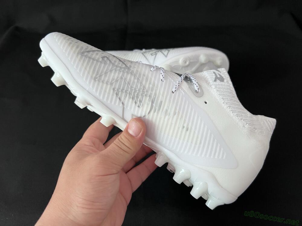 Men's Puma Future 8 Ultimate AG Football Boots - Beige/Black/White