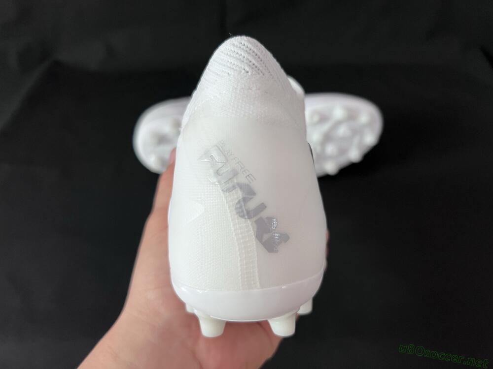 Men's Puma Future 8 Ultimate AG Football Boots - Beige/Black/White