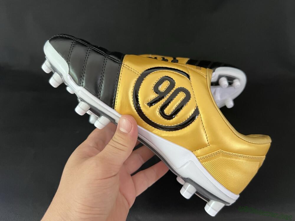 Men's Nike Air Zoom Total 90 III FG Football Boots - Black/Gold/White