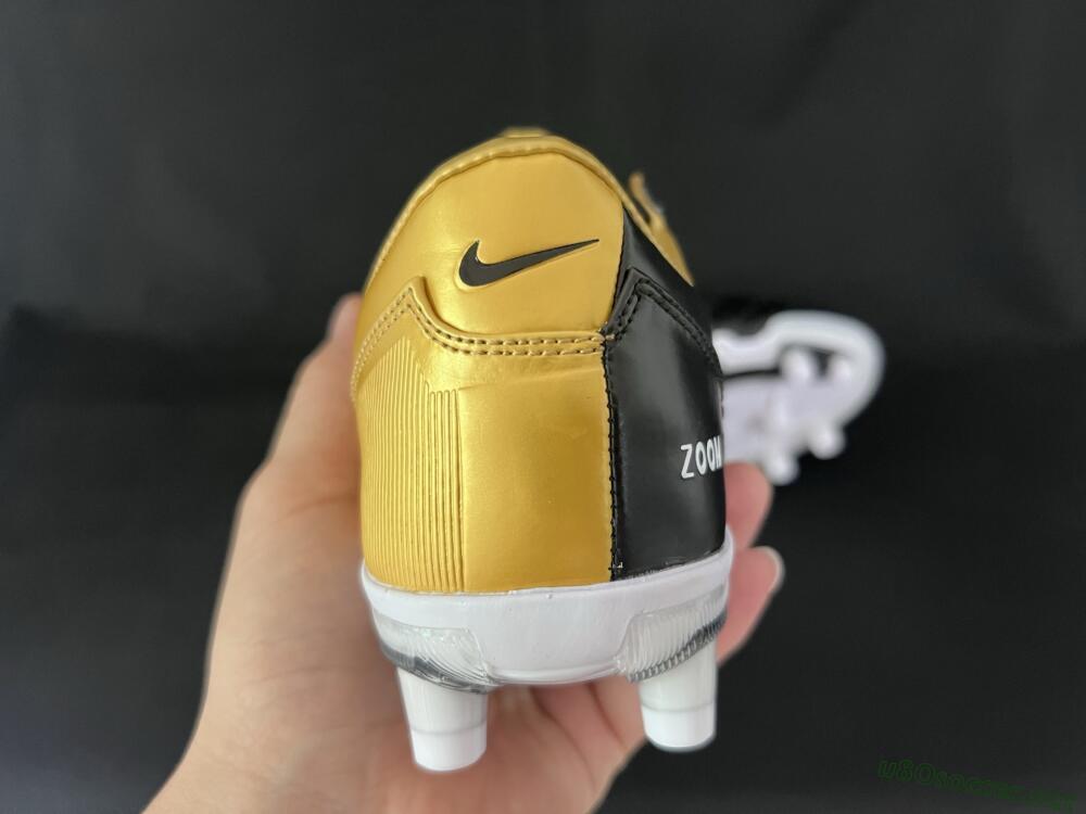 Men's Nike Air Zoom Total 90 III FG Football Boots - Black/Gold/White