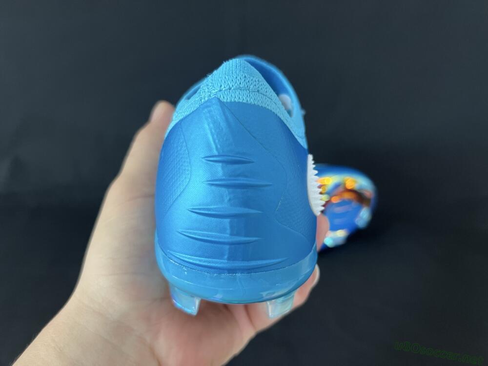 Men's Nike Phantom 6 Low Elite FG Football Boots - Jade/White/Gold