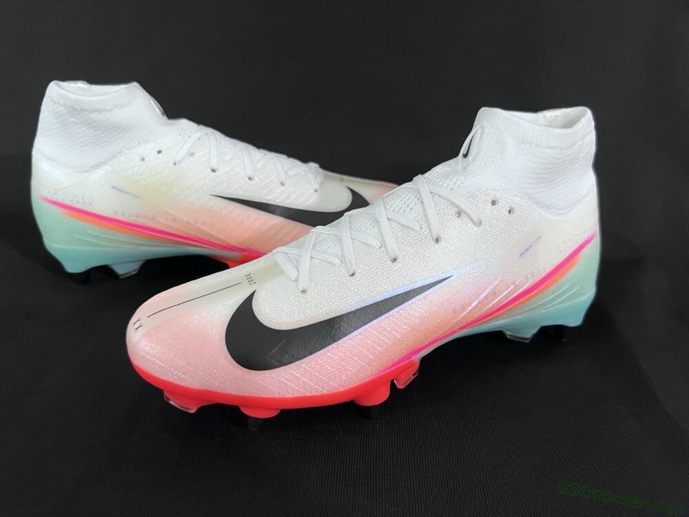 Men's Nike Air Zoom Mercurial Superfly 10 Elite SG Football Boots - White/Jade/Pink