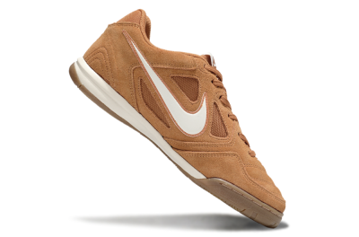 Men's Supreme x Nike SB Gato IC Football Shoes - Tan/Earthy Brown/Soft White