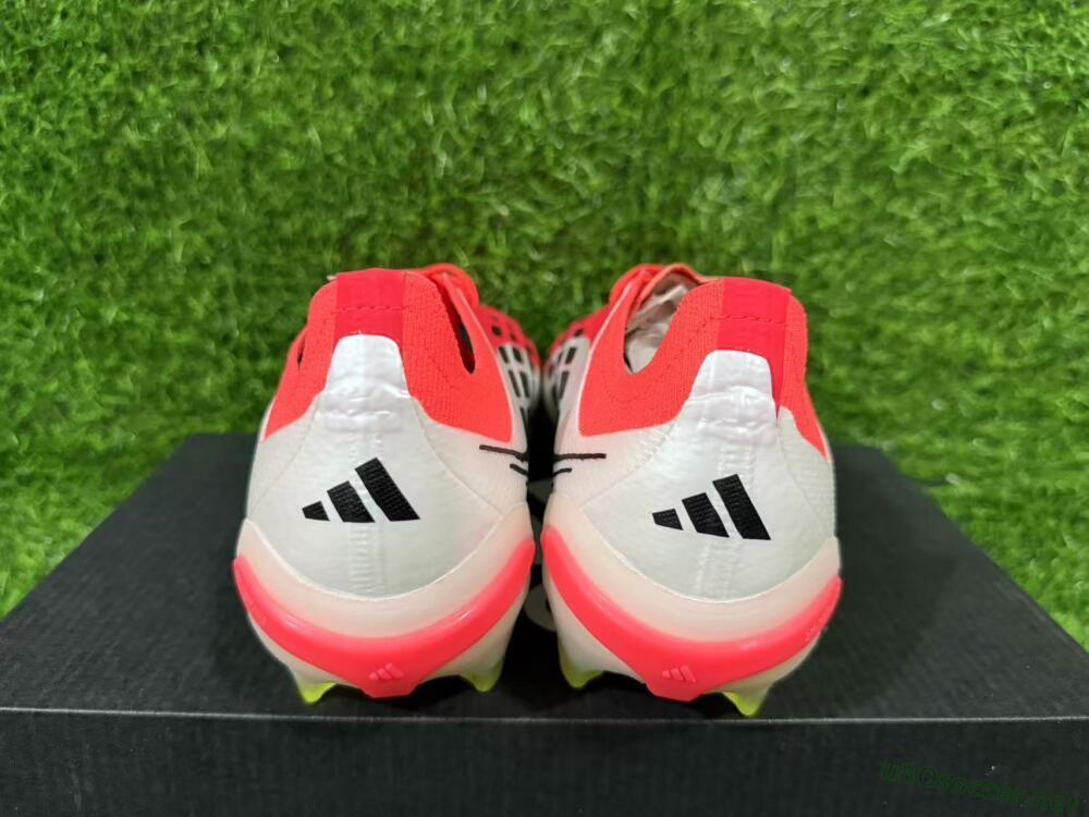 Unisex Adidas Predator 26 Elite FG Football Boots - Red/Bright Red/White Fusion