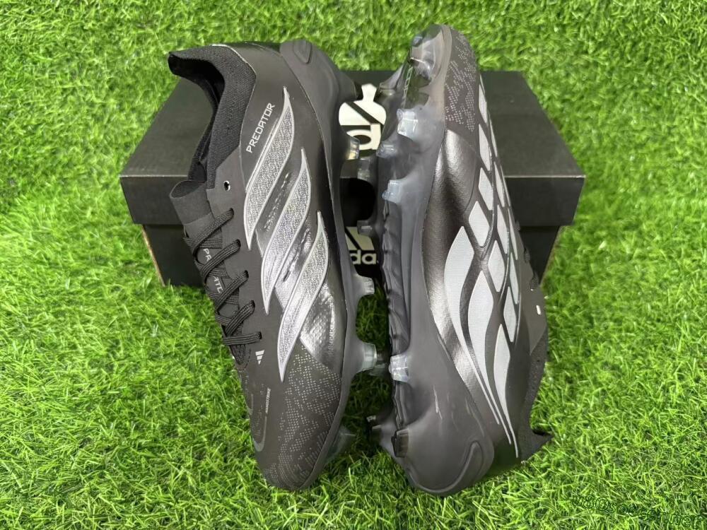 Unisex Adidas Predator 26 Elite FG Football Boots - Black/Graphite Grey/Dark Shadow
