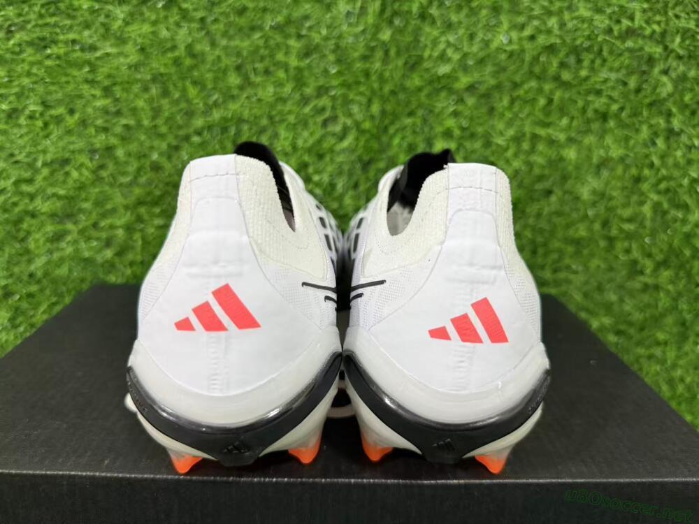 Unisex Adidas Predator 26 Elite FG Football Boots - White/Electric Orange/Black