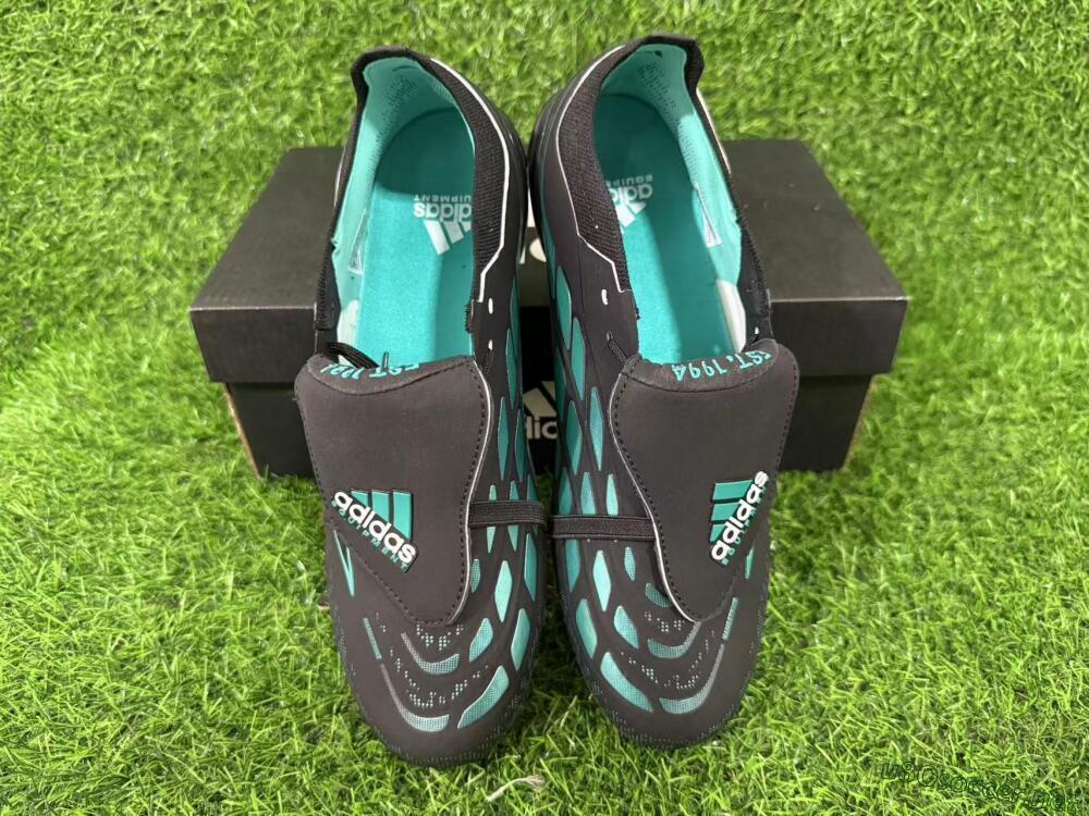 Men's Adidas Predator 26 Elite Fold-Over Tongue FG Football Boots - Black/Electric Blue/Metallic Teal