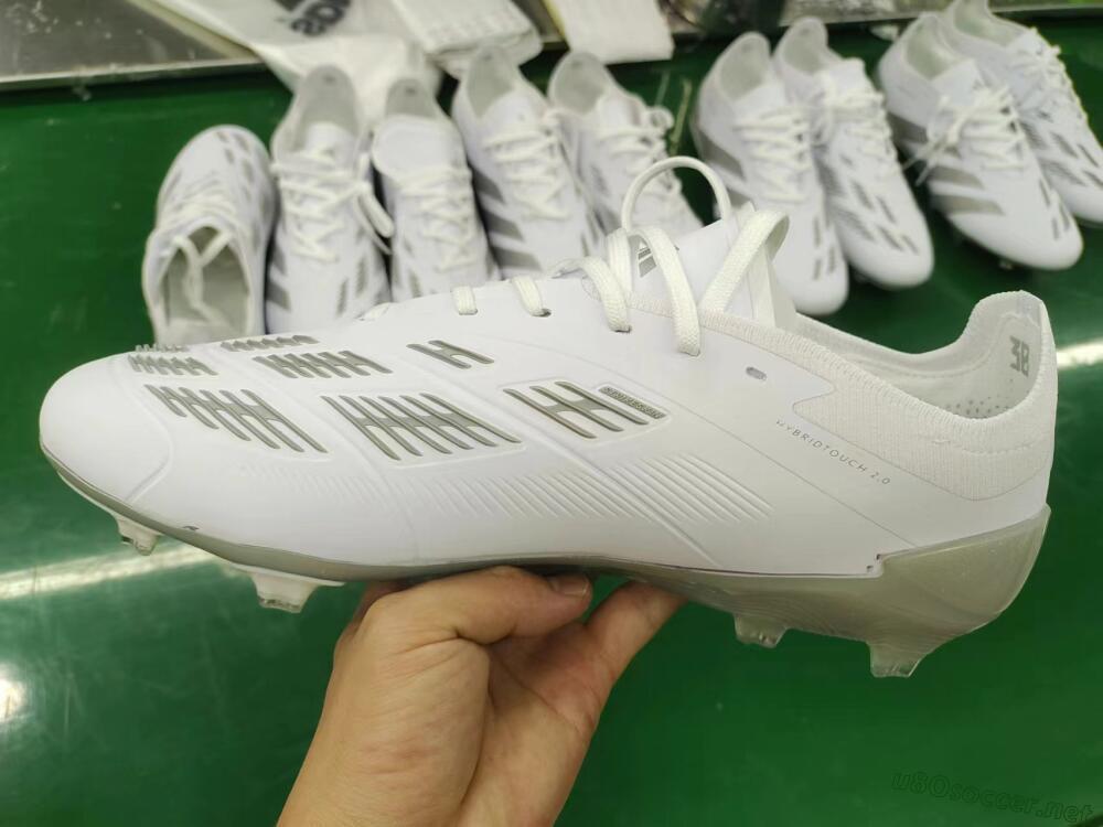 Men's Adidas Predator Accuracy.1 FG Football Boots - White/Silver/Grey