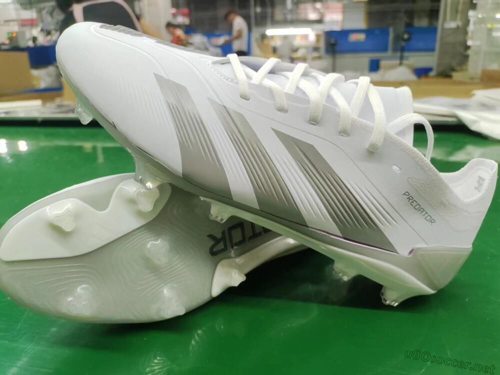 Men's Adidas Predator Accuracy.1 FG Football Boots - White/Silver/Grey