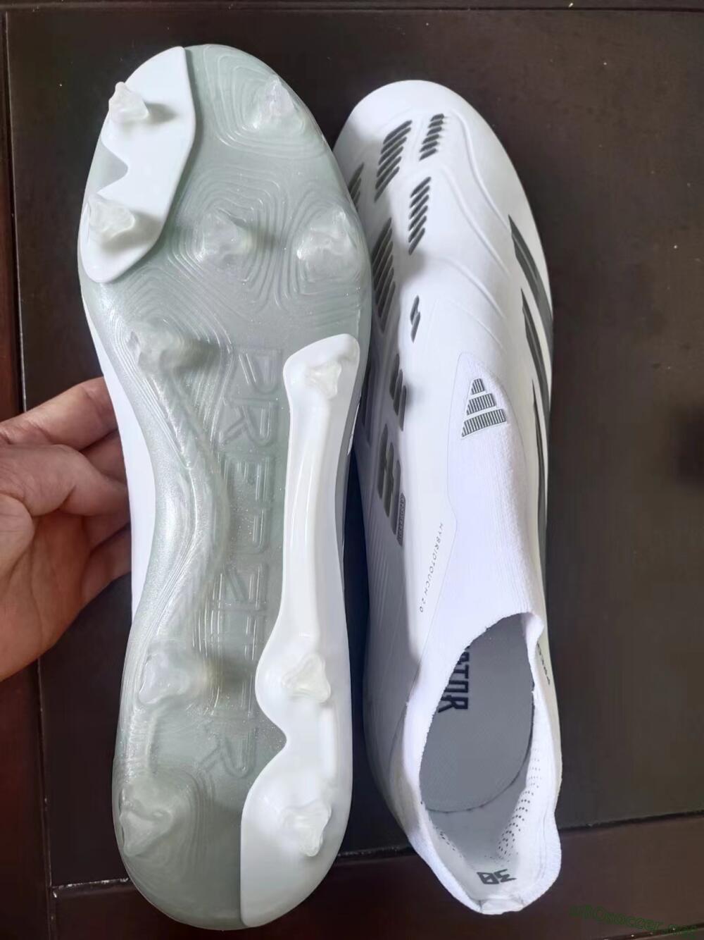 Men's Adidas Predator Accuracy+ FG Football Boots - White/Grey/Silver