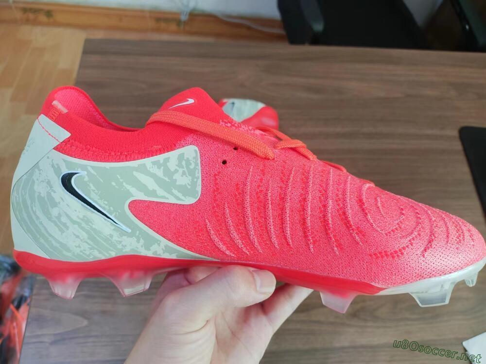 Unisex Nike Phantom Luna Elite FG Football Boots - Red/Black/Green