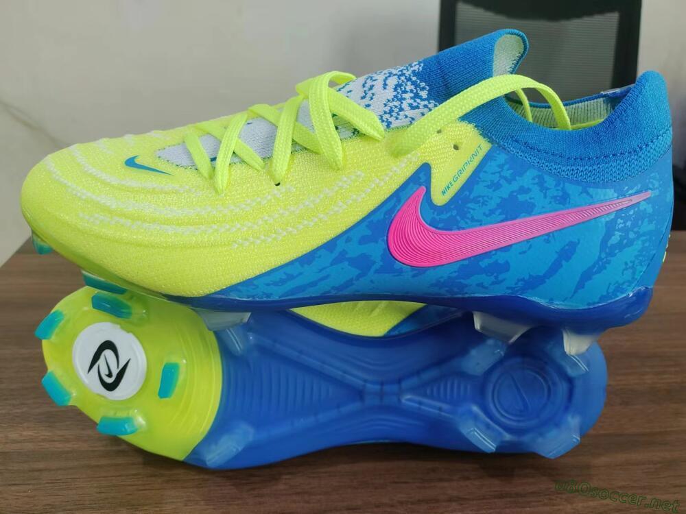 Unisex Nike Phantom Luna Elite FG Football Boots - Yellow/Blue/Pink