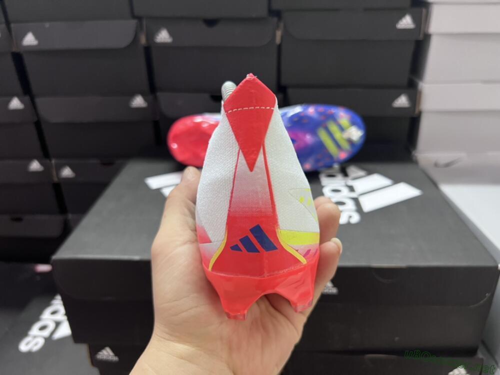 Men's Adidas Predator FIFA World Cup Qatar 2022 Edge+ FG Football Boots - White/Red/Blue