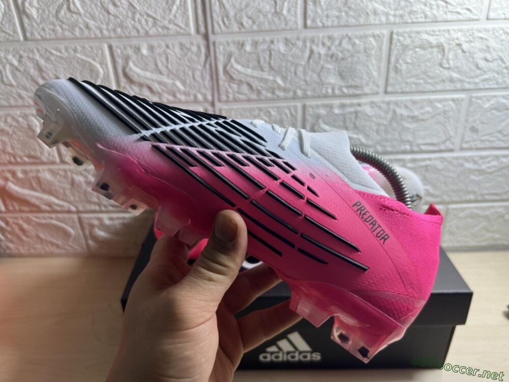 Men's Adidas Predator Edge.1 FG Football Boots - White/Pink
