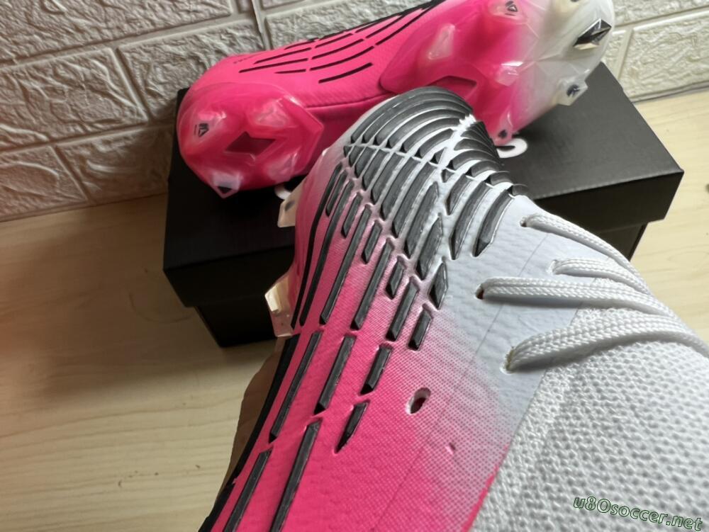 Men's Adidas Predator Edge.1 FG Football Boots - White/Pink