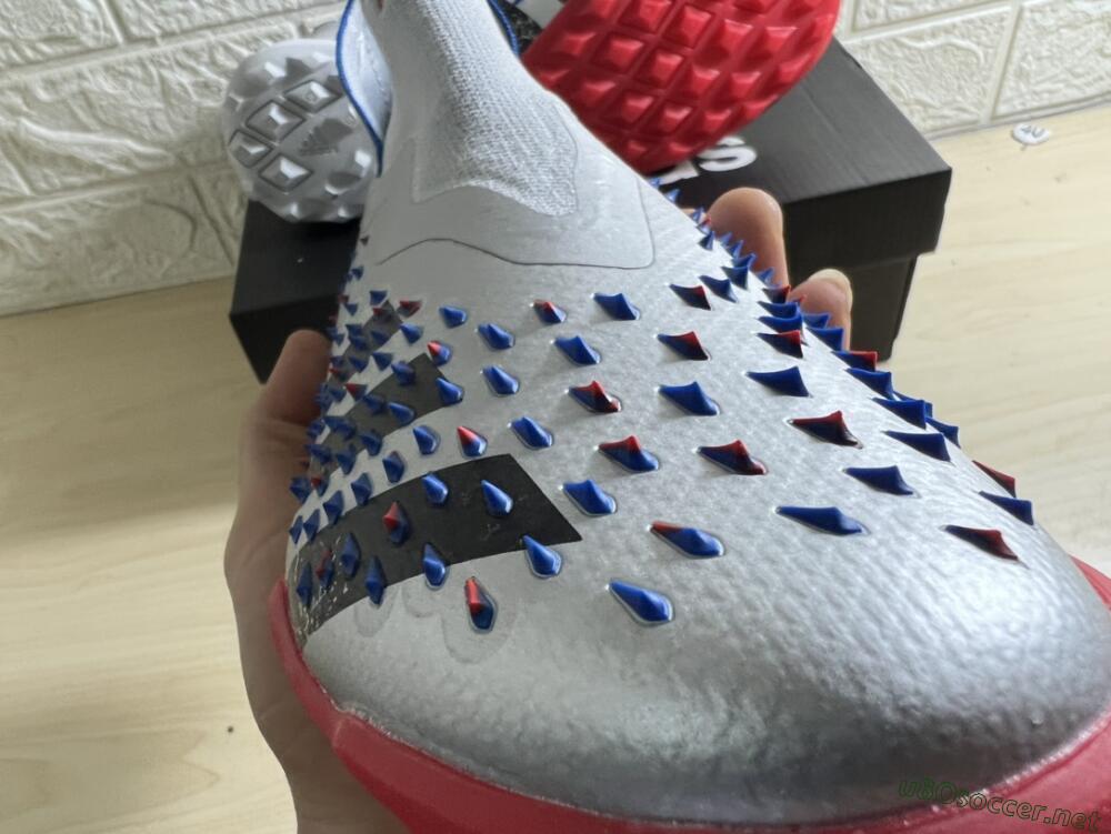 Unisex Adidas Predator Freak+ TF Football Shoes - Silver/Blue/Red