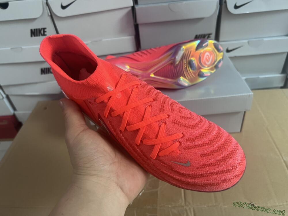 Unisex Nike Phantom Luna Elite FG Football Boots - Red/Black/Gold