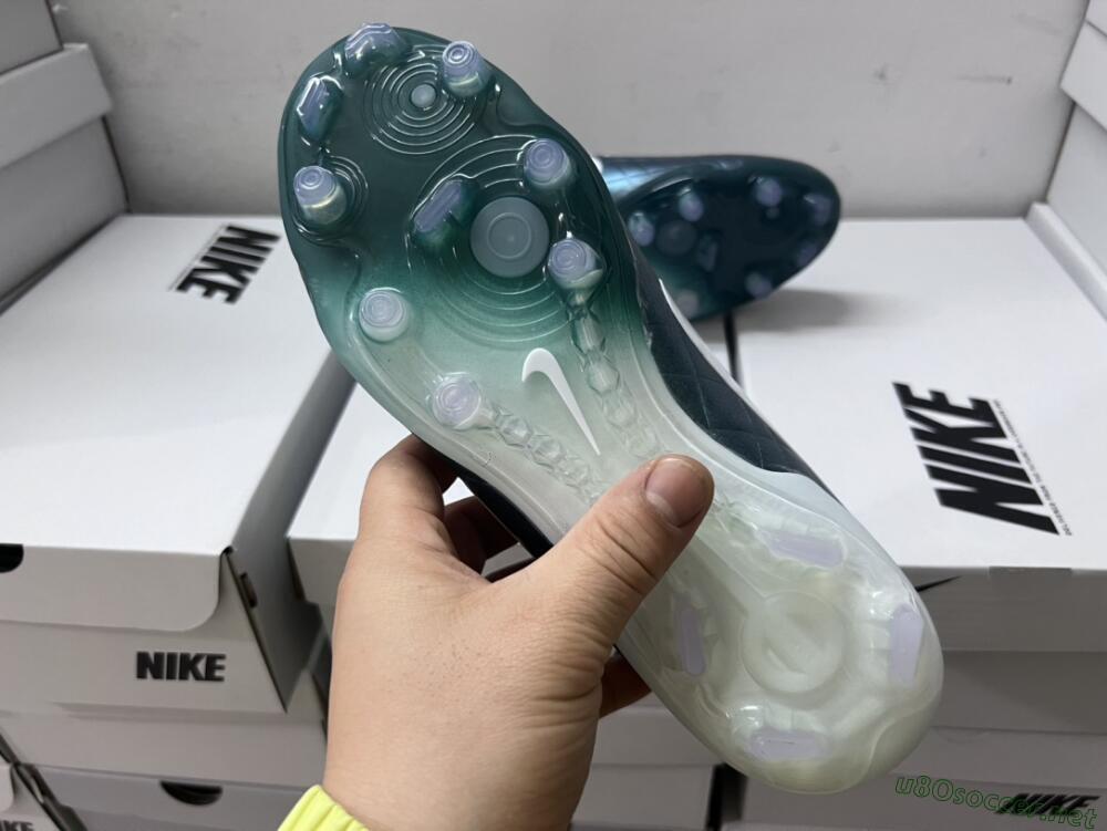 Men's Nike Tiempo Legend 10 Elite FG Football Boots - Jade/White
