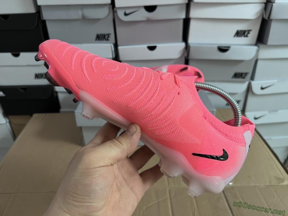 Men's Nike Phantom Luna Elite FG Football Boots - Pink/Black