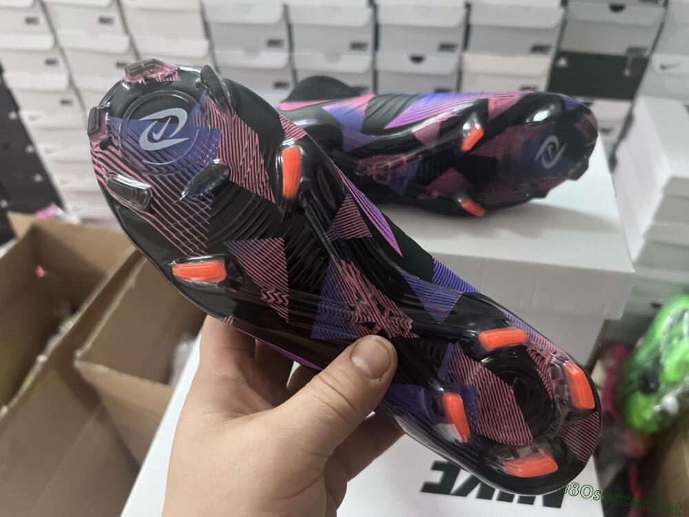 Men's Nike Phantom Luna Elite FG Football Boots - Black/Pink/Blue/Orange