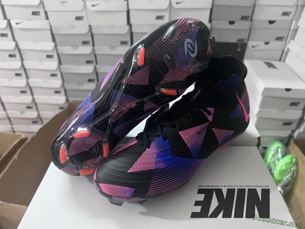 Men's Nike Phantom Luna Elite FG Football Boots - Black/Pink/Blue/Orange