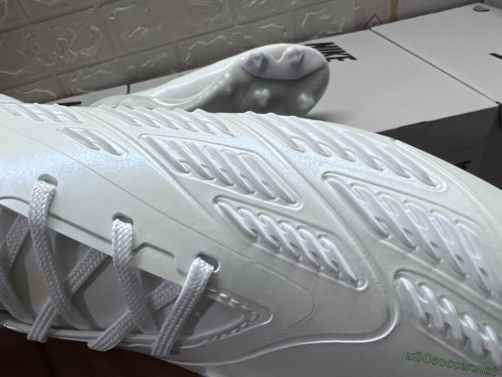 Men's Adidas Predator Accuracy.1 FG Football Boots - White/Beige